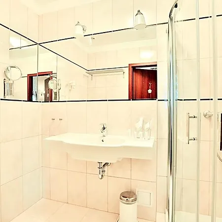 Amber Boutique - Amber Design Hotell Kraków