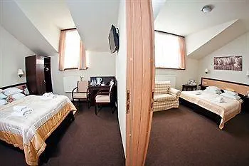Amber Boutique - Amber Design Hotell 4*